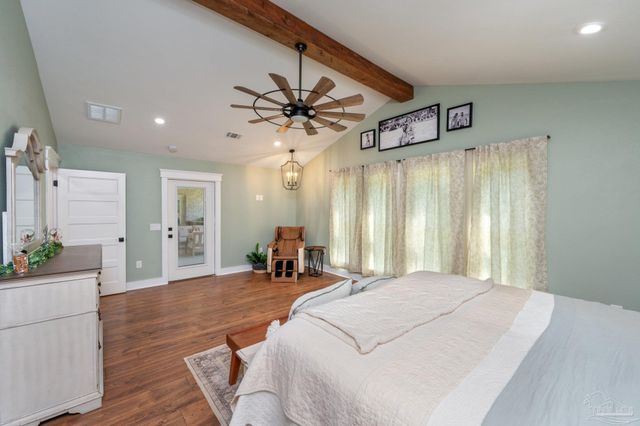 7568 Spears Crossing Ln, Pace, FL 32571