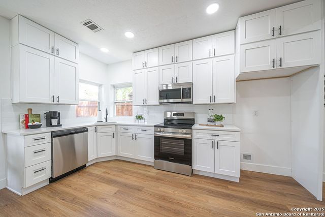 12934 Legend Cave, San Antonio, TX 78230