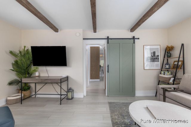 912 Arianna Street NW, Grand Rapids, MI 49504