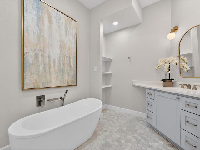 32906 Crestlake Boulevard, Magnolia, TX 77354