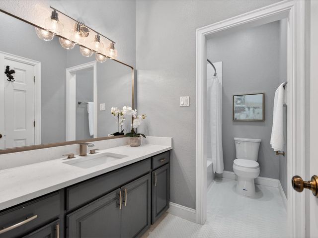 32906 Crestlake Boulevard, Magnolia, TX 77354