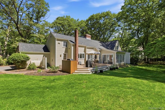 4 Waterview Lane, East Setauket, NY 11733