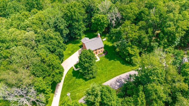 4463 Heath Rd, Nashville, TN 37221