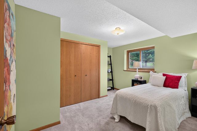 15918 Island View Road NW, Prior Lake, MN 55372
