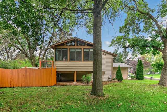 15918 Island View Road NW, Prior Lake, MN 55372