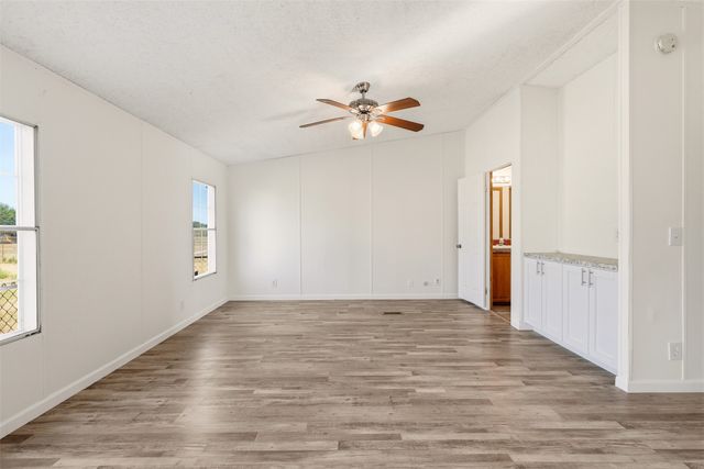9606 Diamond Avenue, Kaufman, TX 75142