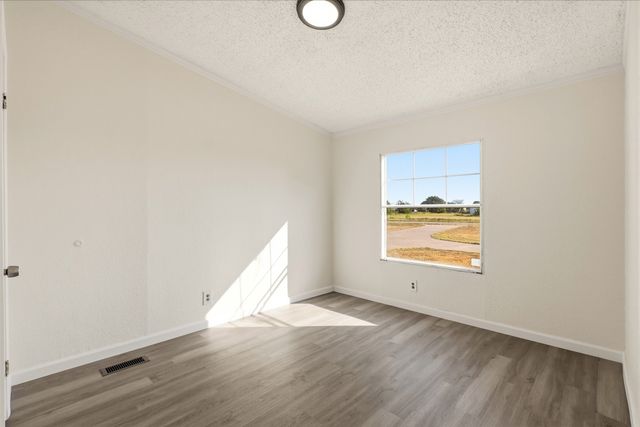 9606 Diamond Avenue, Kaufman, TX 75142
