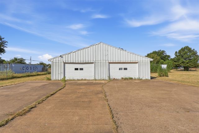 9606 Diamond Avenue, Kaufman, TX 75142
