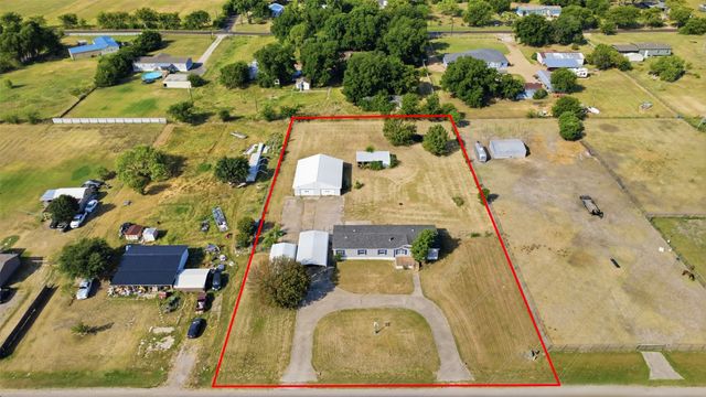 9606 Diamond Avenue, Kaufman, TX 75142