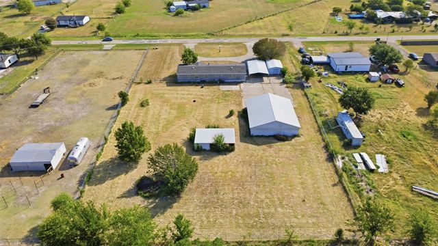 9606 Diamond Avenue, Kaufman, TX 75142