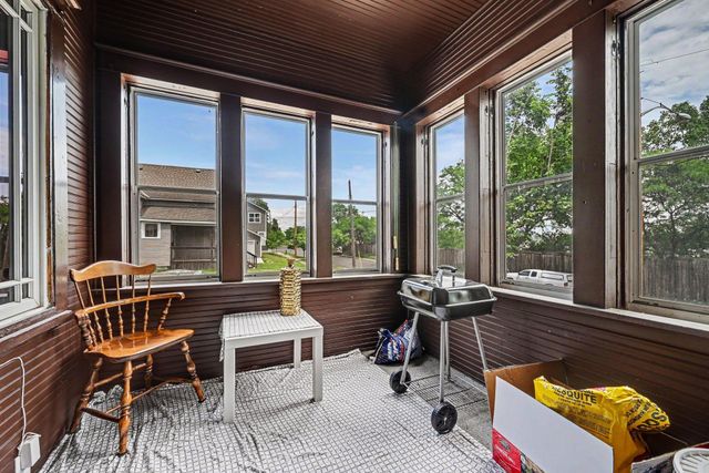 2915 N 3rd Street, Minneapolis, MN 55411