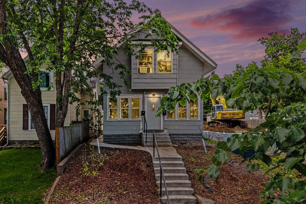 2915 N 3rd Street, Minneapolis, MN 55411