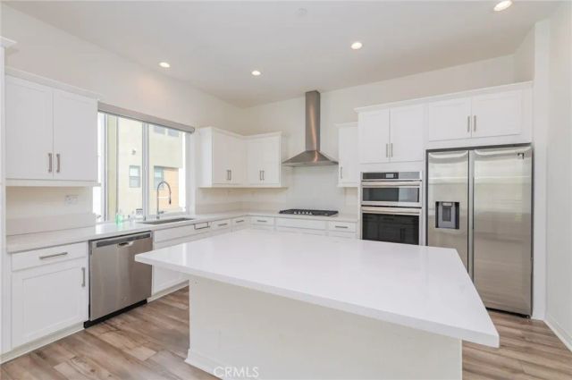 142 Sawbuck, Irvine, CA 92618