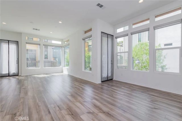 142 Sawbuck, Irvine, CA 92618