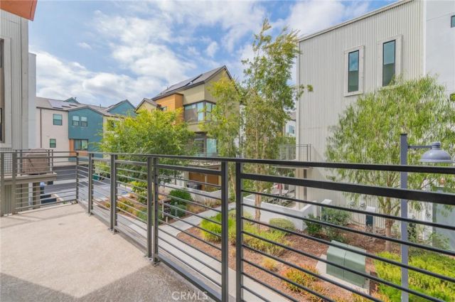 142 Sawbuck, Irvine, CA 92618