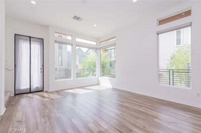 142 Sawbuck, Irvine, CA 92618