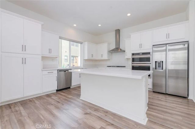 142 Sawbuck, Irvine, CA 92618