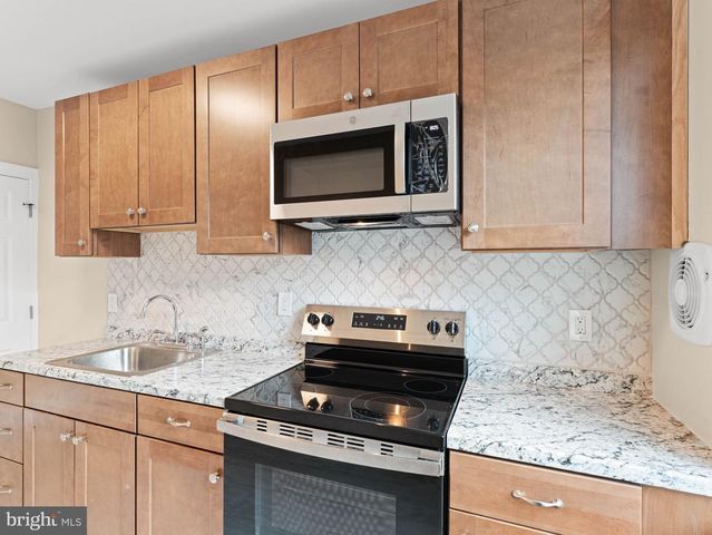 7510 RUGBY ST, Philadelphia, PA 19150