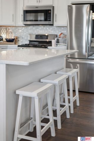 1203 Birchwood Drive, Hickman, NE 68372