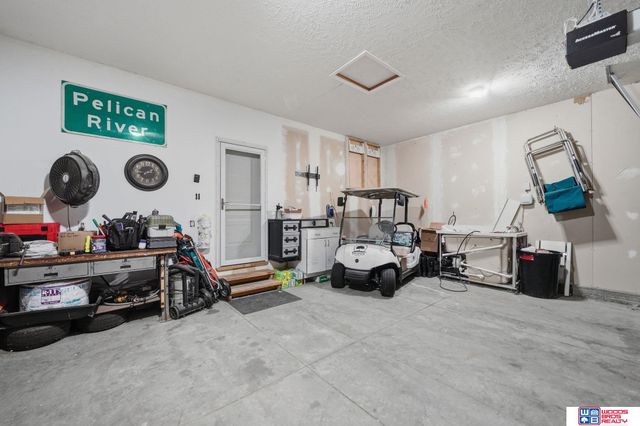 1203 Birchwood Drive, Hickman, NE 68372