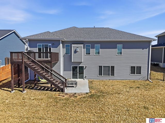 1203 Birchwood Drive, Hickman, NE 68372
