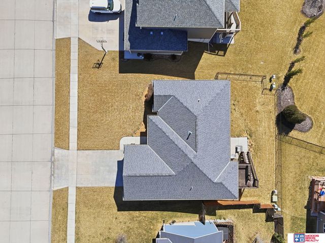 1203 Birchwood Drive, Hickman, NE 68372