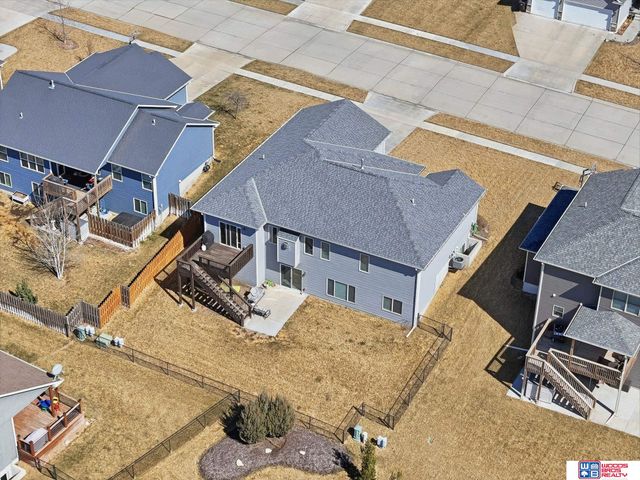 1203 Birchwood Drive, Hickman, NE 68372