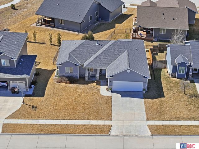 1203 Birchwood Drive, Hickman, NE 68372