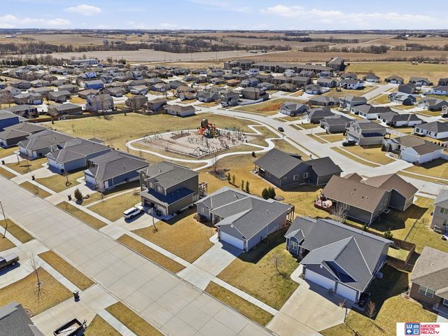 1203 Birchwood Drive, Hickman, NE 68372