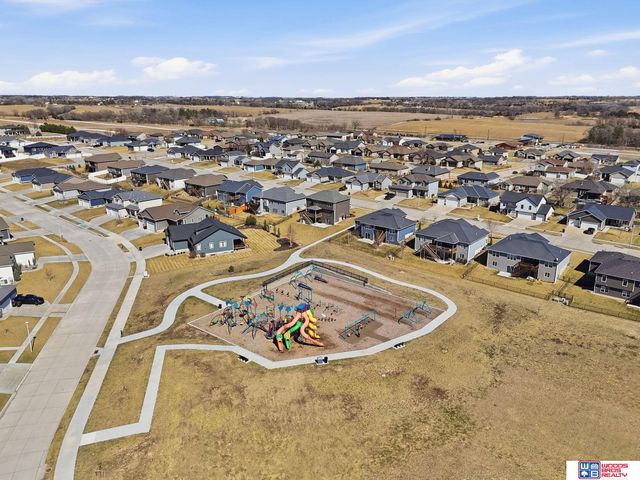 1203 Birchwood Drive, Hickman, NE 68372