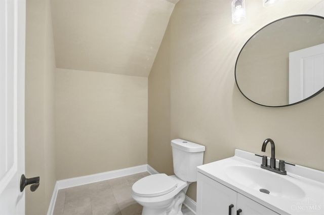 6661 Irwin Spimpson Road, Mason, OH 45040