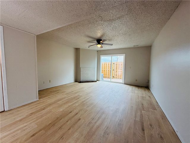 1701 S West End Street 10, Springdale, AR 72764