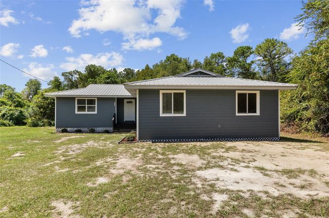 127 RAINBOW DRIVE, Florahome, FL 32140