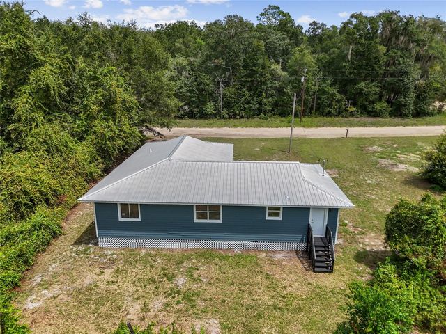 127 RAINBOW DRIVE, Florahome, FL 32140
