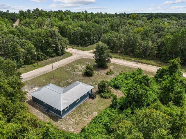 127 RAINBOW DRIVE, Florahome, FL 32140