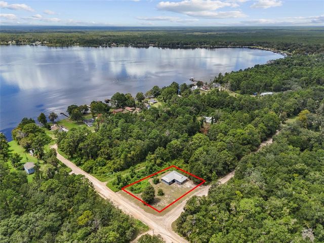 127 RAINBOW DRIVE, Florahome, FL 32140
