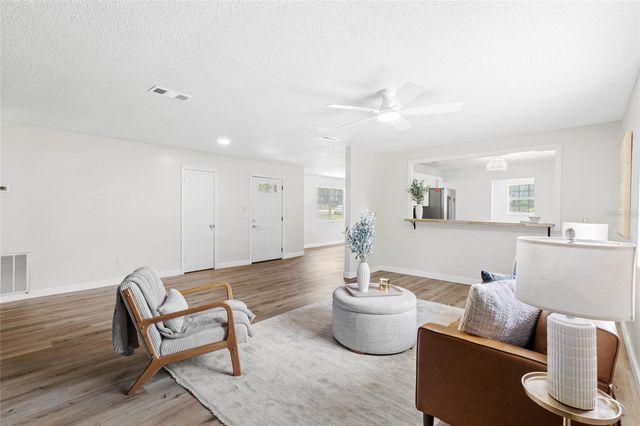 127 RAINBOW DRIVE, Florahome, FL 32140