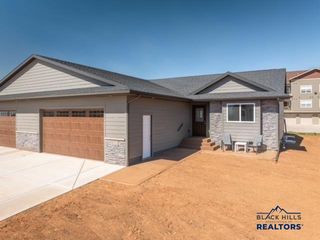 8513 HEALING WAY, Rapid City, SD 57702