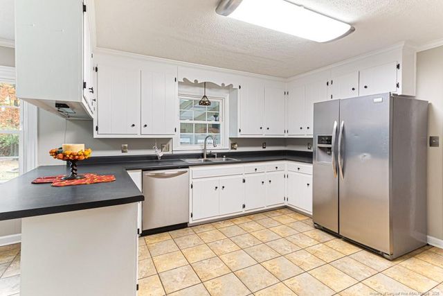 406 Murray Hill Road, Fayetteville, NC 28303