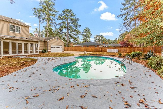 406 Murray Hill Road, Fayetteville, NC 28303