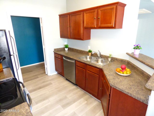 17017 N 12TH Street 2060, Phoenix, AZ 85022