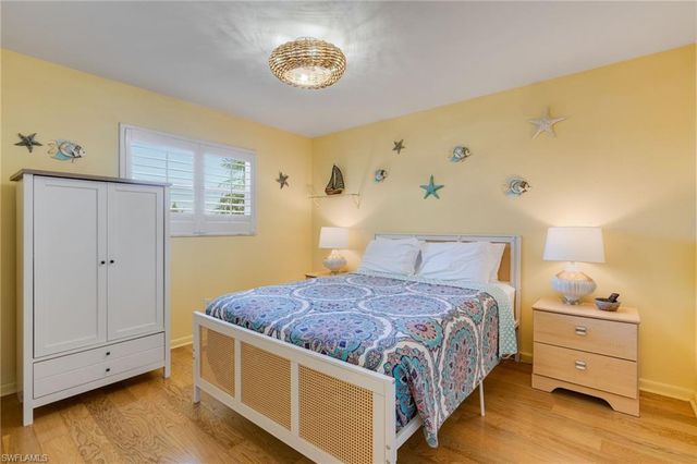 2912 SW 1ST TER, Cape Coral, FL 33991