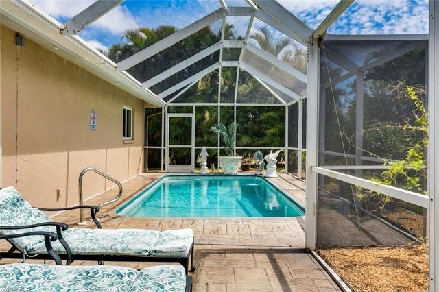 2912 SW 1ST TER, Cape Coral, FL 33991