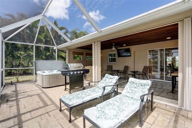 2912 SW 1ST TER, Cape Coral, FL 33991