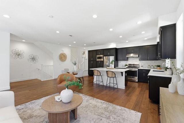 105 Ivory Palm Terrace, Sunnyvale, CA 94086