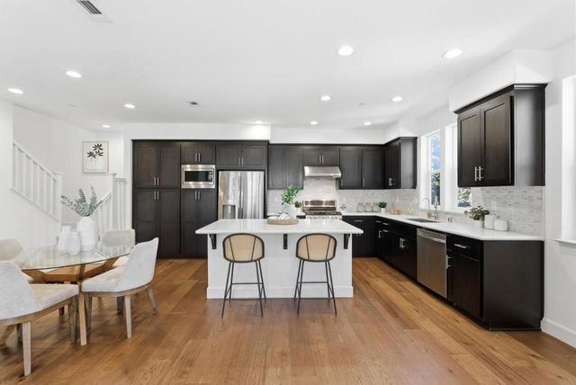 105 Ivory Palm Terrace, Sunnyvale, CA 94086