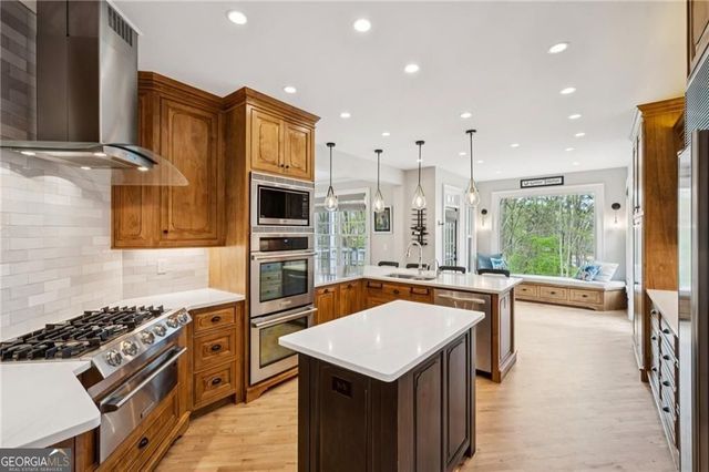407 Waterfront Park Lane, Dawsonville, GA 30534