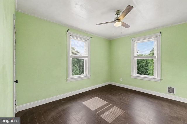 7 MAPLE AVE, Baltimore, MD 21206