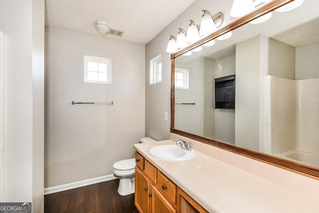 124 Swanee Lane, Woodstock, GA 30188