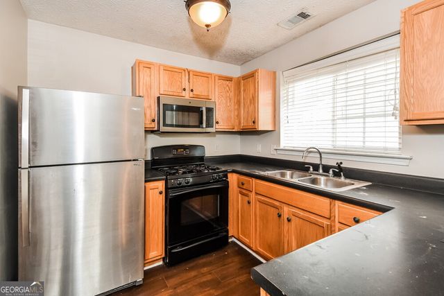 124 Swanee Lane, Woodstock, GA 30188